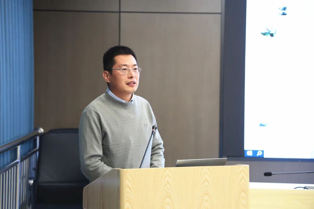湖南航天成功举办PNT学术交流会，牵星科技总经理陈亮做《无人化装备发展背景下的：自组网协同导航技术》专题报告